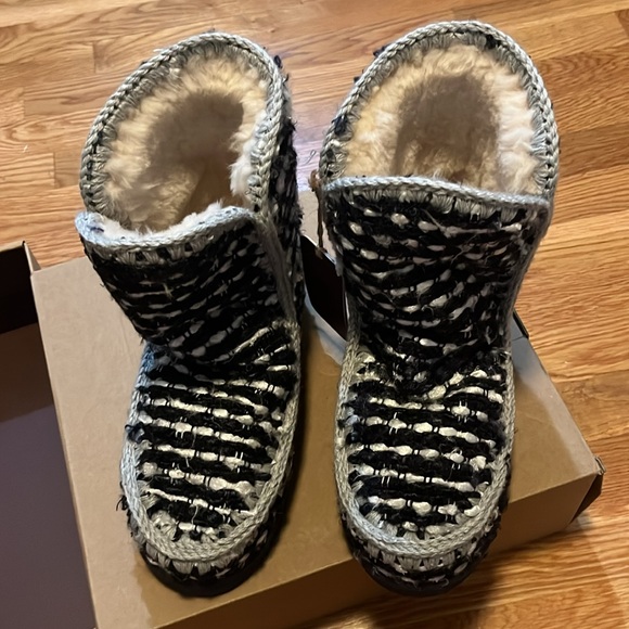 Mou Black and Cream Knitted Winter Boots - Picture 8 of 15